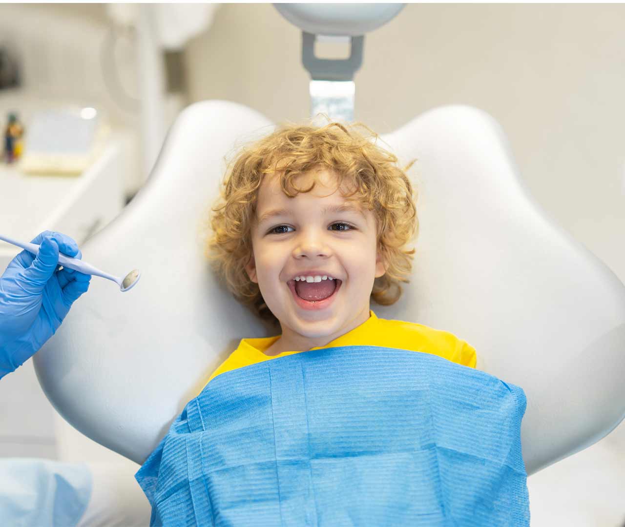 دندانپزشکی کودکان در کرج ( کلینیک دندانپزشکی آرتین )